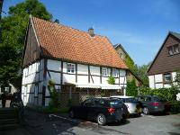 Wohnimmobilie Kauf Einfamilienhaus LIEBHABEROBJEKT! Denkmalgeschütztes, freist. Fachwerkhaus zu ca. 160 qm, 5 Zim., Anbau, Garten, Terasse in Werl-OT!