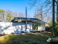 Exklusive Immobilie Einfamilienhaus Bungalow in Braunschweig. Sollten Sie selbst Eigentümer einer Immobilie sein und diese verkaufen oder vermieten wollen, dann sind wir Ihnen gerne dabei behilflich. 