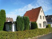Wohnimmobilie Kauf Einfamilienhaus Solides Einfamilienhaus in guter Lage - Ortsteil Wüsten