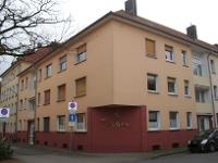 Wohnimmobilie Miete Etagenwohnung Renovierungsbedürftige Wohnung mit 2 Mansardenzimmern