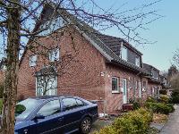 Wohnimmobilie Kauf Reihenhaus Reihenhaus mit Keller, 5 Zimmern, Garten und PKW-Stellplatz