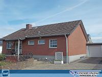 Wohnimmobilie Kauf Einfamilienhaus Landhaus im Bungalowstil mit herrlicher Aussicht
