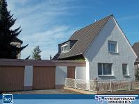 Wohnimmobilie Kauf Einfamilienhaus EFH mit 3 Garagen und Keller in der Kreisstadt