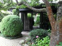 Wohnimmobilie Kauf Einfamilienhaus Atrium-Bungalow mit parkähnlichem Garten