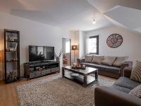 Wohnimmobilie Kauf Dachgeschosswohnung Gemütliche DG-Wohnung in Obermenzing