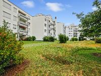 Wohnimmobilie Kauf Erdgeschosswohnung Vermietete 3-Zimmer Erdgeschosswohnung mit Garten in Unterschleißheim
