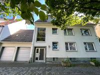 Wohnimmobilie Kauf Mehrfamilienhaus Zentrale Best Lage - ruhig - 4 Parteien Haus - komplette Eigennutzung möglich - Doppelgarage