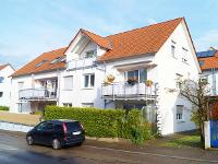 Wohnimmobilie Kauf Dachgeschosswohnung *** Charmante Dachgeschosswohnung in Neckarrems ***