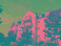 Wohnimmobilie Kauf Erdgeschosswohnung Zwei 4-Raum-Erdgeschoss-Wohnungen mit jeweils drei Terrassen