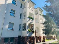 Wohnimmobilie Kauf Etagenwohnung Schöne Vier-Raum-Wohnung mit Tageslichtbad, Balkon und Wintergarten im Leipziger Süden