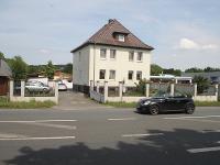 Wohnimmobilie Kauf Einfamilienhaus Großes Einfamilienhaus mit Baugrundstück in Hameln