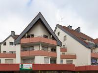 Wohnimmobilie Kauf Etagenwohnung 2,5 Zimmer Apartment mit ruhiger Terrasse in der Stadt