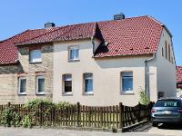 Wohnimmobilie Kauf Einfamilienhaus Eigenheim mit Garage und Nebengelass