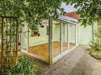 Wohnimmobilie Kauf Einfamilienhaus Großes Gartengrundstück! Einfamilienhaus mit Wintergarten, 2 Bädern & viel Potenzial
