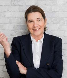 Carmen Pernhold