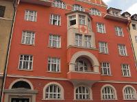 Gewerbeimmobilie Büro/Praxis Lage!Lage!Lage!!! Tolles Bürogeschoss in wunderschönem Altbau mit Raumhöhen für kreative Köpfe! Ausstattung: - klassischer Eichenparkett fischgrät verlegt - hohe Raumhöhen
