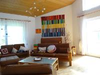 Wohnimmobilie Kauf Reihenhaus Sie suchen ein Haus mit Herz? Dieses liebevoll modernisierte Reihenmittelhaus in split-Level-Bauweise mit ca. 150 m² Wohnfläche auf ca. 223 m² Grundstück ist sowohl für F